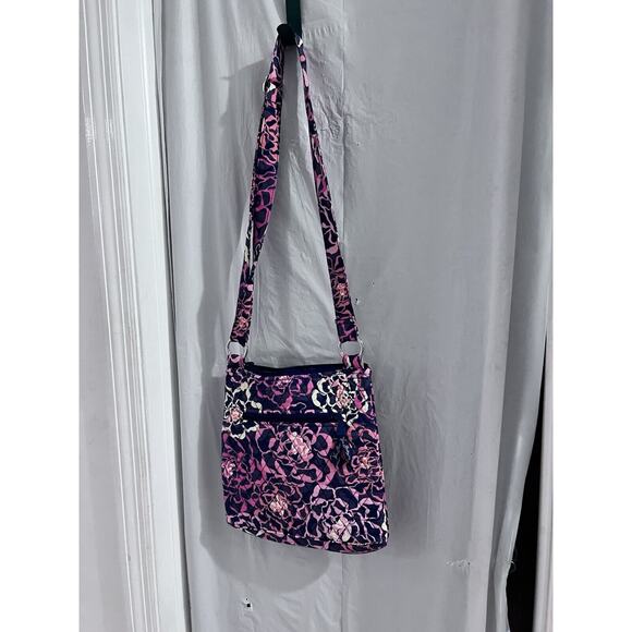 Vera Bradley Katalina Pink Retired Pattern Hipster Crossbody 11 X 11 - Picture 7 of 8